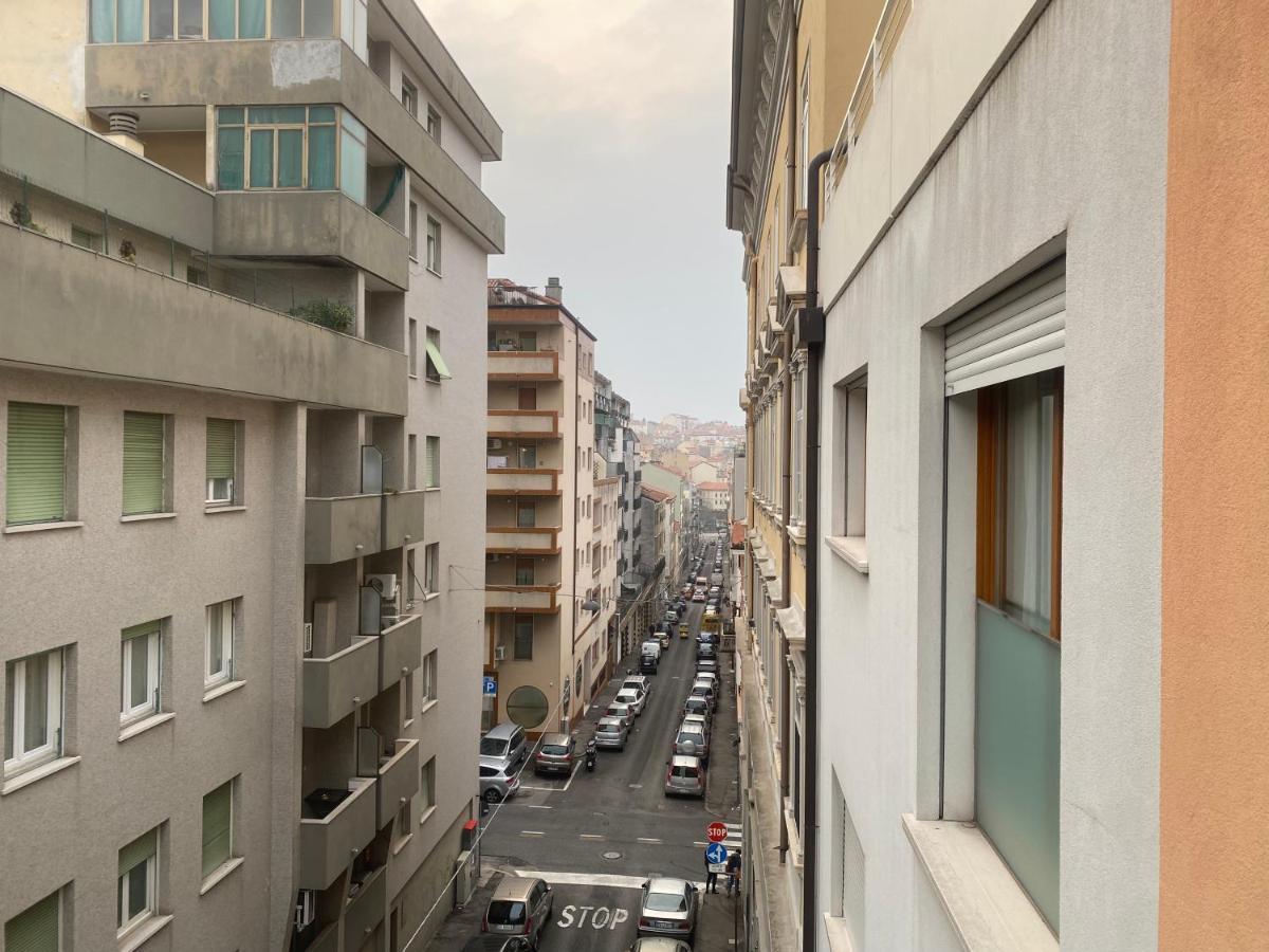 La Casa Di Giacomo Con Parcheggio 트리에스테 외부 사진